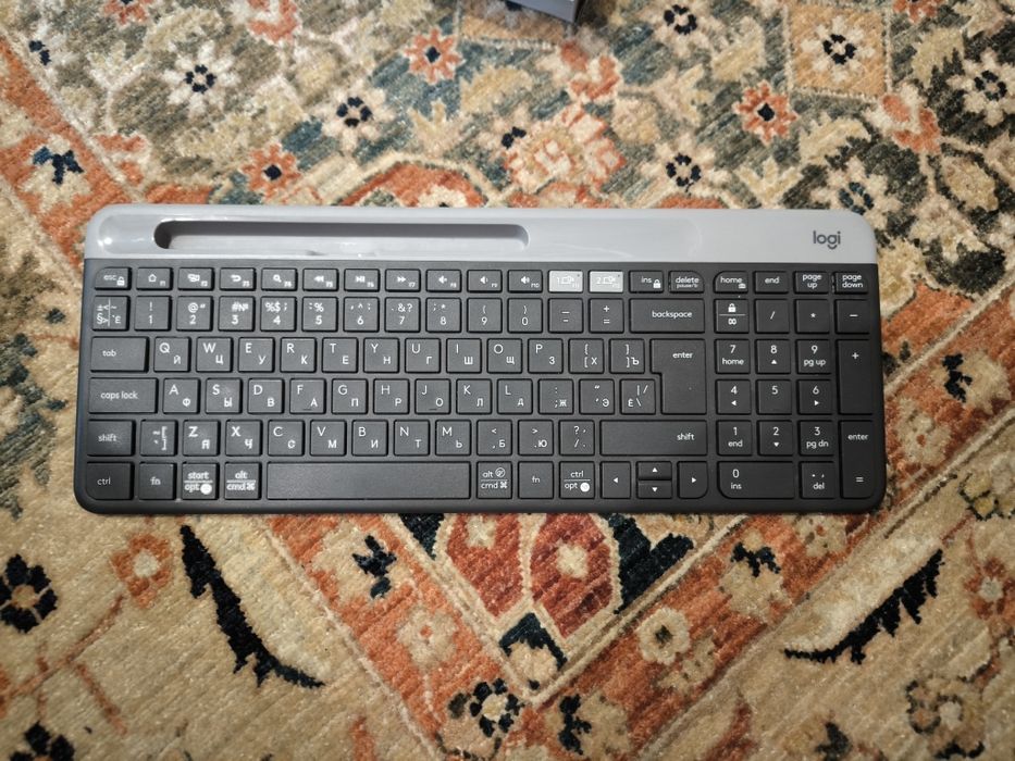 блютуз клавіатура Logitech K580