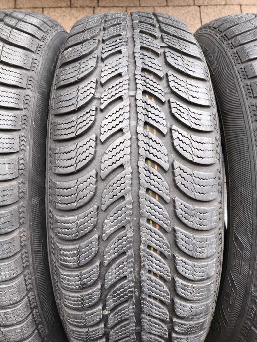 Opony Zimowe 175/65R15 Dębica Frigo 2
