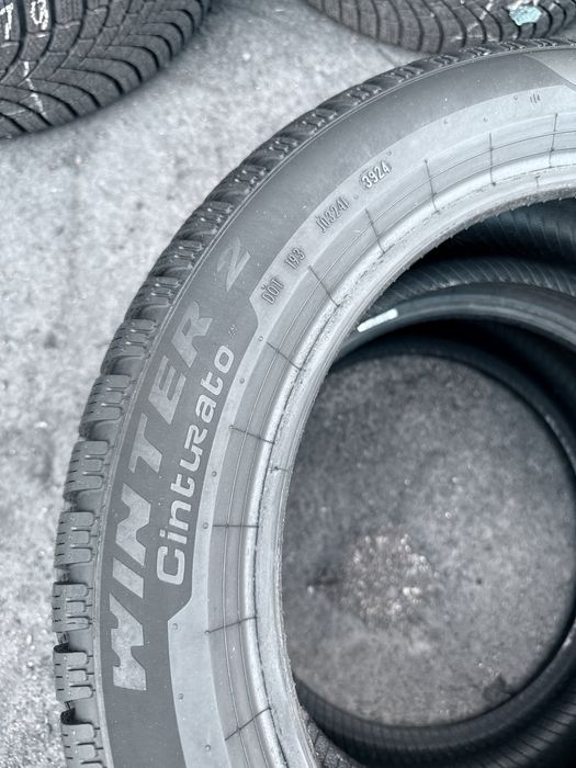 215 55 17 Pirelli Cinturato Winter 2 99% 2024 Шини Зима
