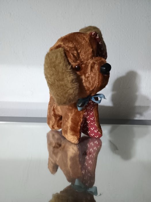 Zabawka vintage piesek