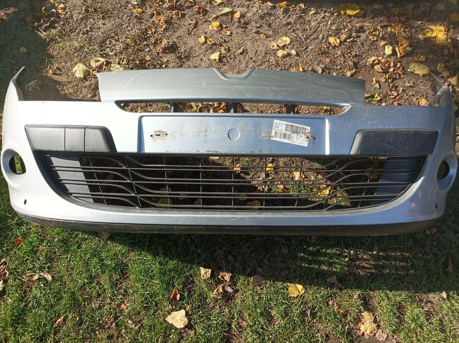 Zderzak przedni grill kratka atrapa renault Megane 3 iii kompletny