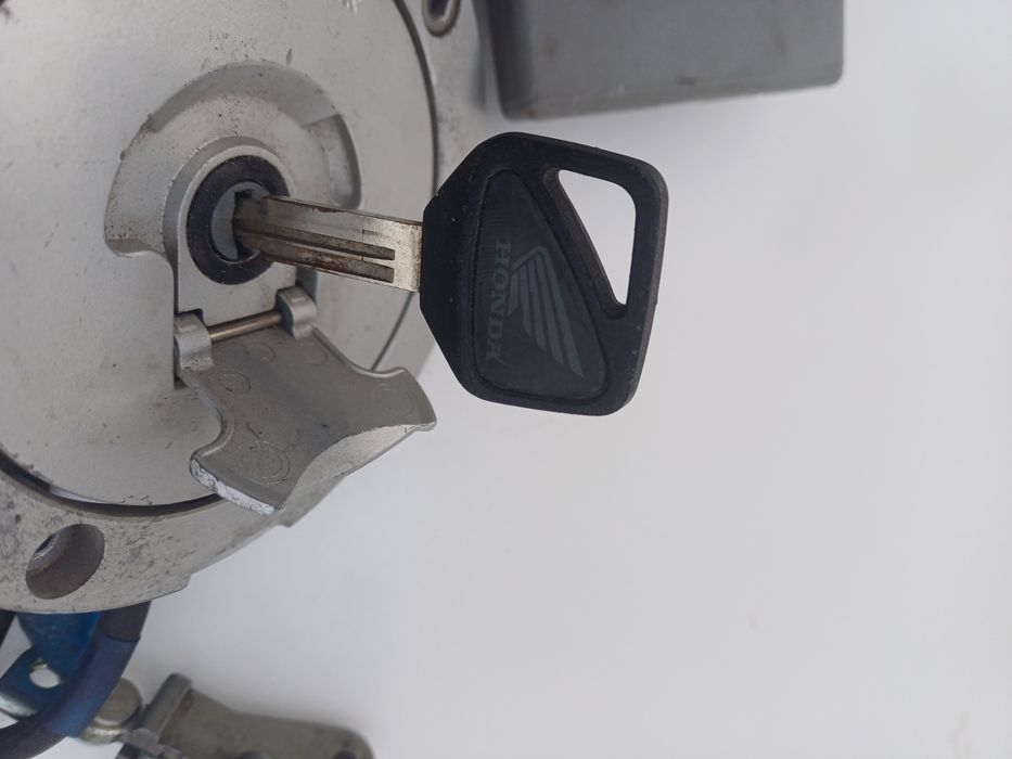 Stacyjka moduł honda hornet 600 z 2004r