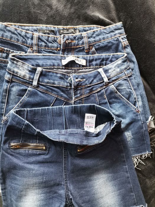 Jeansy krótkie granatowe