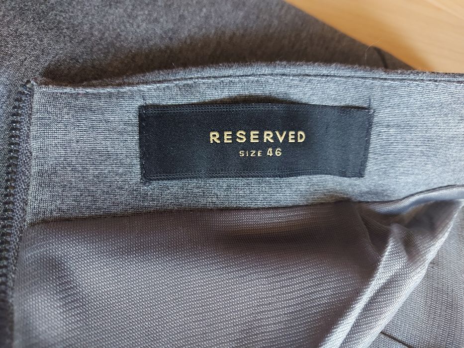 Ciepła spódnica do kolan Reserved rozm. 46