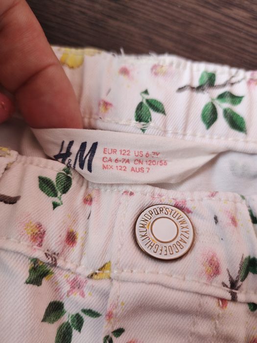 Джинси, джегінси для дівчинки фірми H&M  розмір 122