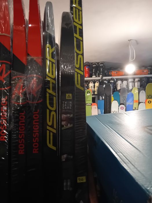 Narty biegowe classic Fischer twin skin team z wiązaniami NNN