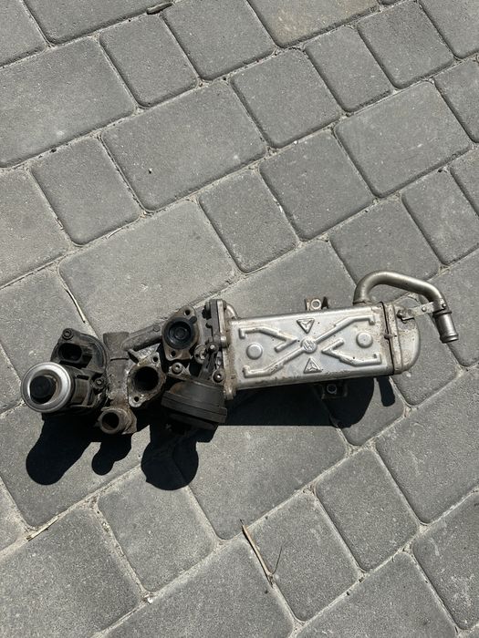 Продається оригінальний EGR клапан VAG 03L 131 512 DQ.