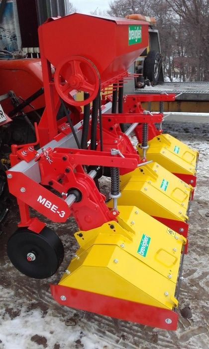 Грунтофреза садова для клубніки та ягід - Італія, фреза почвофреза