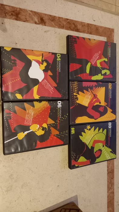 Vendo DVD'S de KARAOKE muito baratos