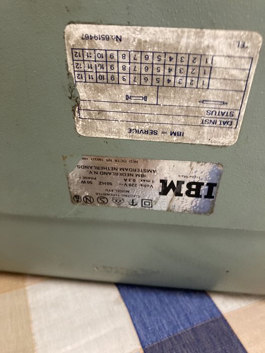 IBM Selectric typewriter (não funciona)64739413261313121