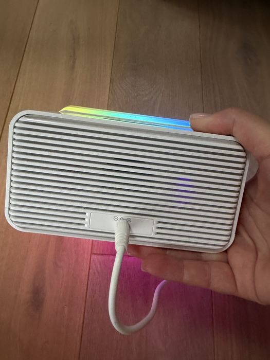 Годинний настільний/будильник/зарядна станція