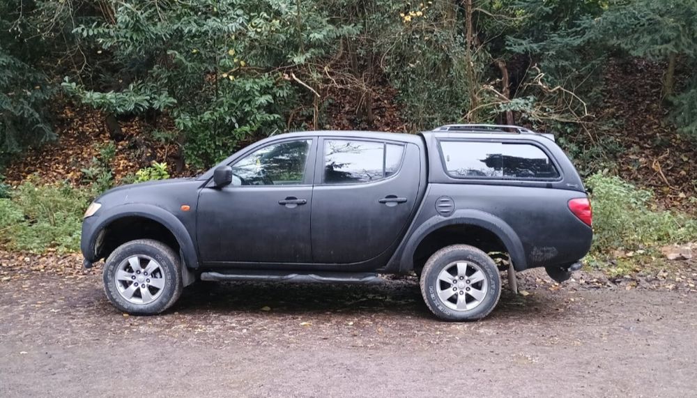 Міцубісі Л200 2008 пікап для військових