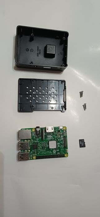Raspberry PI 3 B *  KODI  *