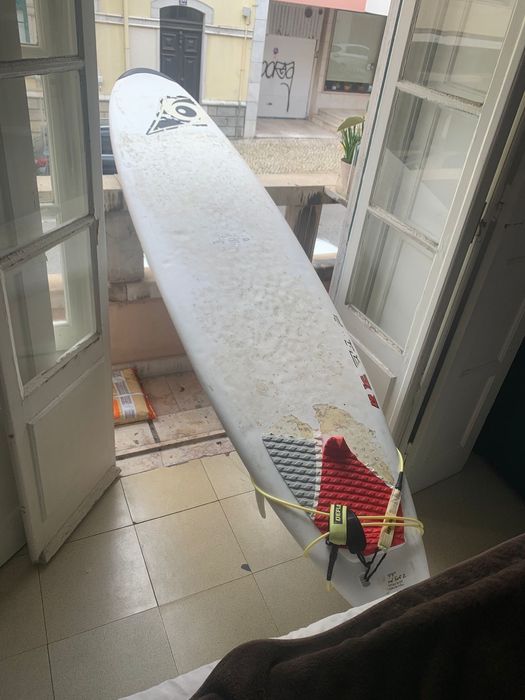 Prancha de Surf BIC 7'9 + Leash Novo + Capa