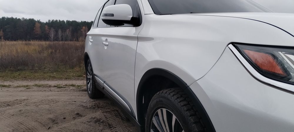 Mitsubishi Outlander 2.4 Г/Б