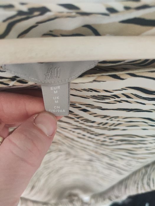 Sukienka H&M 40z paskiem