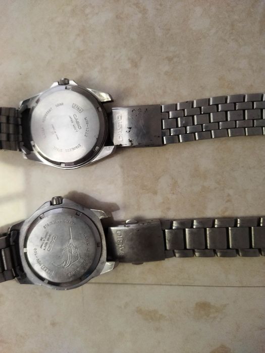 Relógios Casio com bracelete em inox