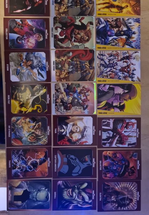 Sprzedam kolekcję kart MARVEL VERSUS 2022 od PANINI