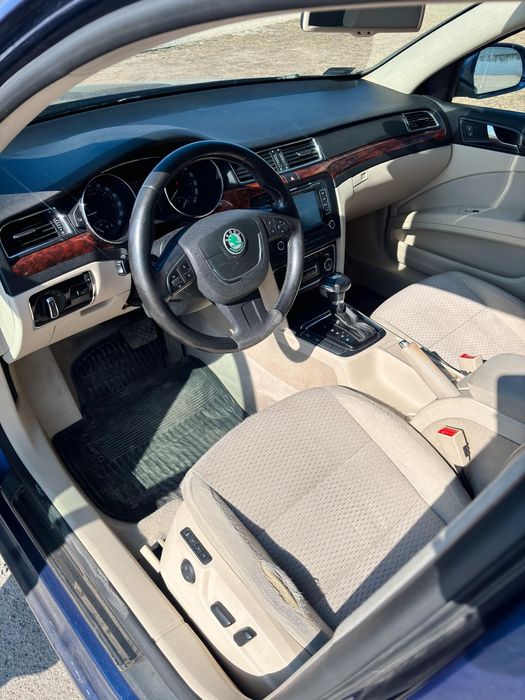 Skoda superb 2.0tdi