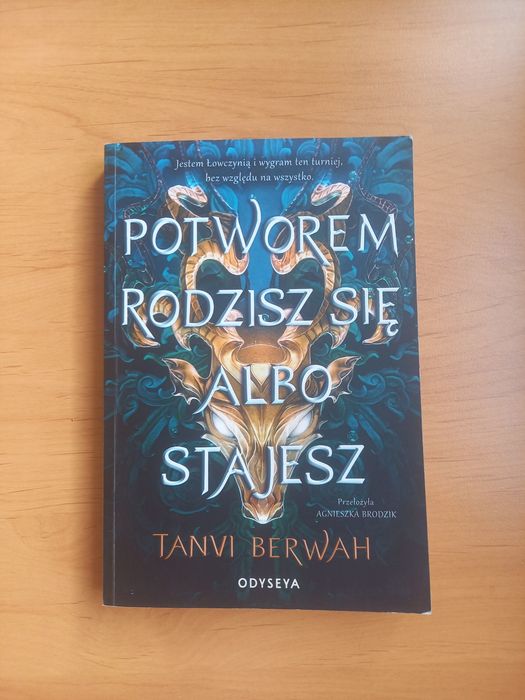 Potworem rodzisz się albo stajesz
