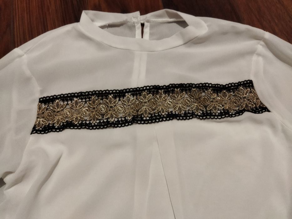 Biała elegancka bluzka S damska