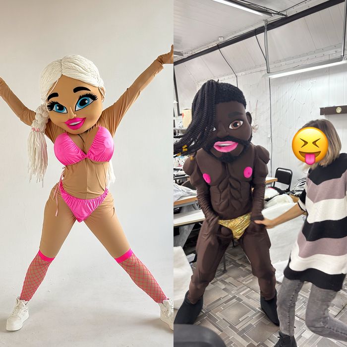 Привітання на свято від Стриптизерів Студенточки і Африканчика