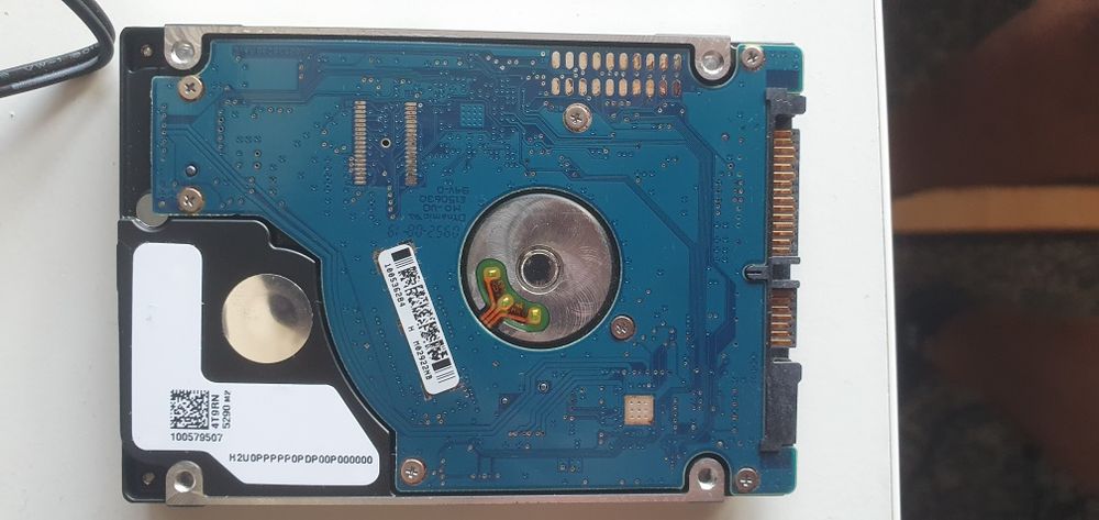 Dysk HDD twardy Seagate momentus 320gb 2,5"