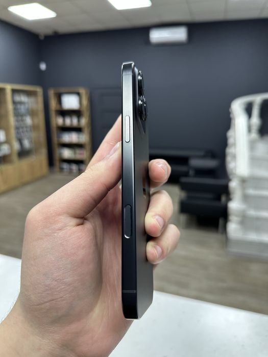 iPhone 16 Pro Max 256gb Black Titanium Neverlock з Гарантією!