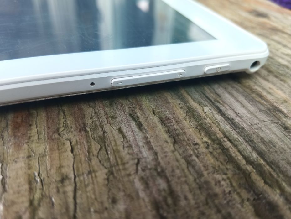 Надійний планшет Samsung Note Tab з Sim картою