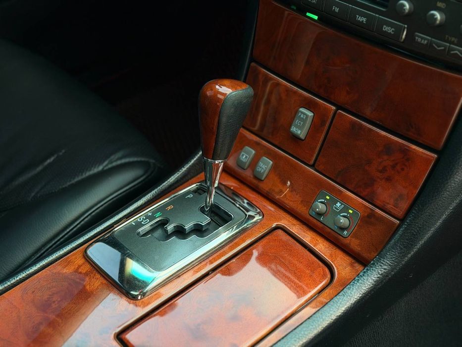 Продам Lexus Ls430 2004