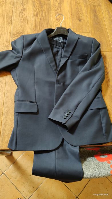 Garnitur granatowy rozmiar 170/50