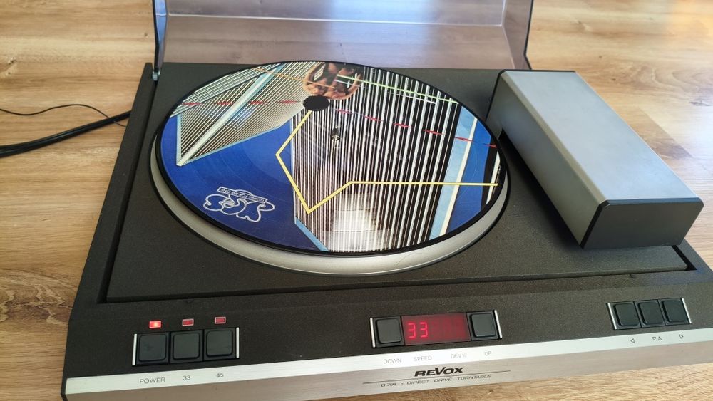 Gramofon Revox B791 super stan