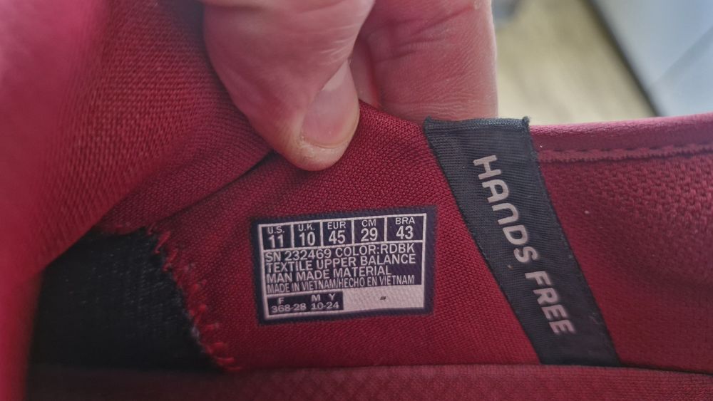 Кросівки Skechers.Розмір 45