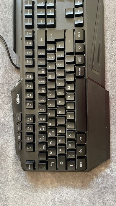 Teclado gaming RGB