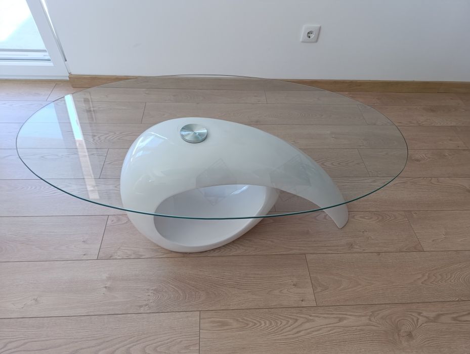 Mesa de centro oval branca