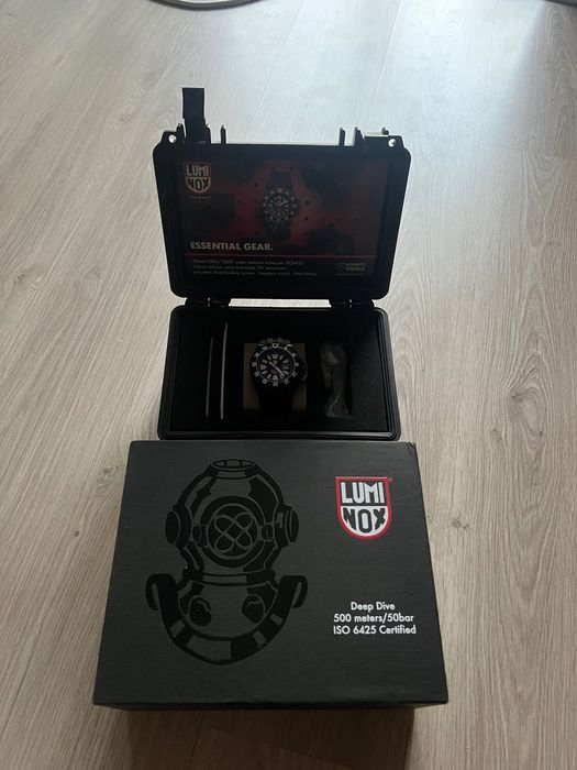 Luminox Deep Dive Automatic 1500 Series, новые, полный комплект