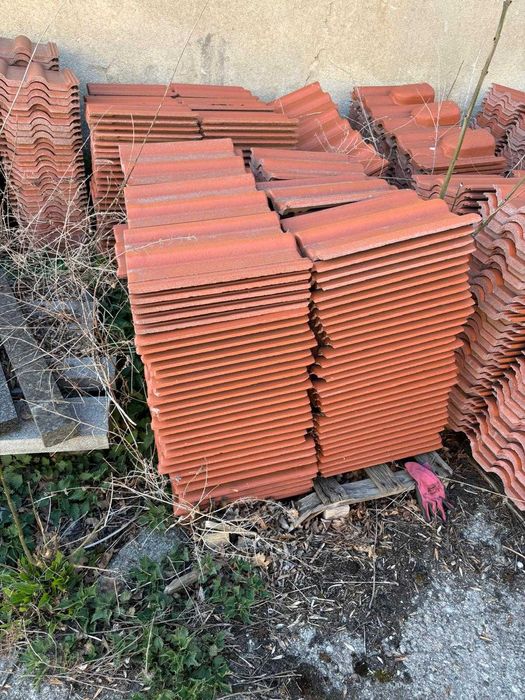 Dachówka betonowa z powłoką ceramiczną czerwona | sprzedaż z obróbką , materiały budowlane
