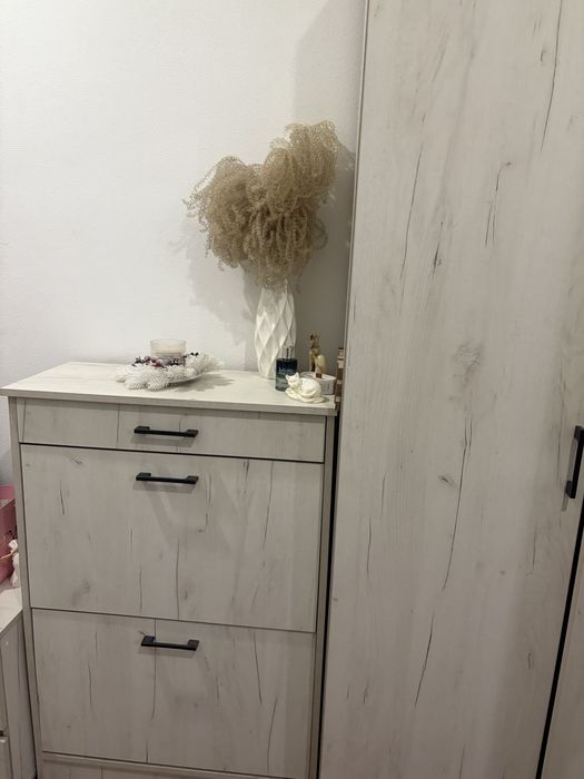 Срочно! Продам Прихожая тумба шкаф полка