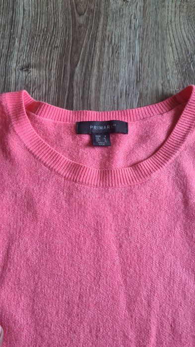 Różowy sweter Primark