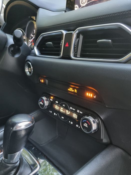 Mazda CX-5 2018 в ідеальному стані