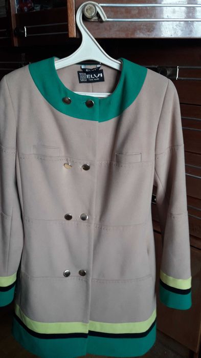 Пальто жіноче 46 розмір