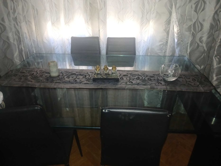 Dining table with 6 chairs