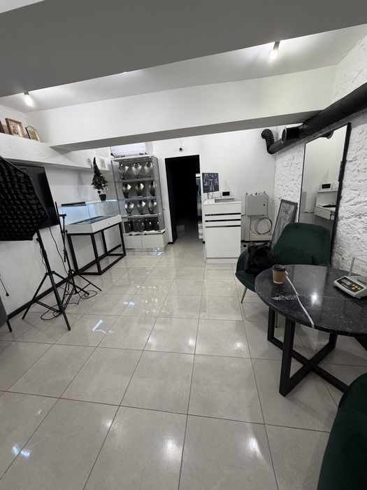 Шоу рум ,магазин