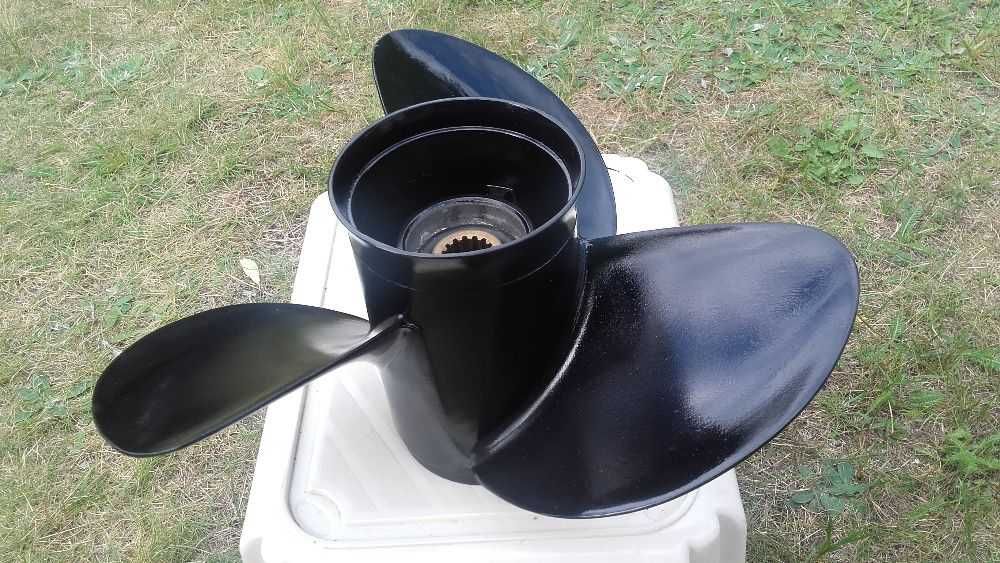 Śruba napędowa motorówki ,łodzi