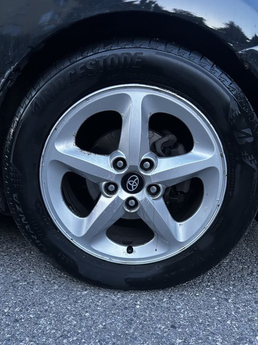Kola toyota  R17 5x114.3