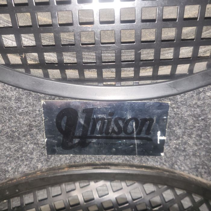 Duże kolumny sprawne
