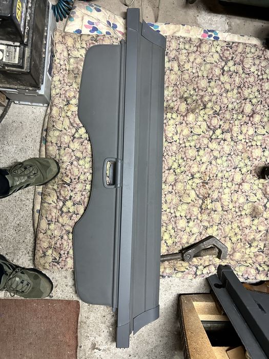 Roleta bagażnika vw touareg 7l