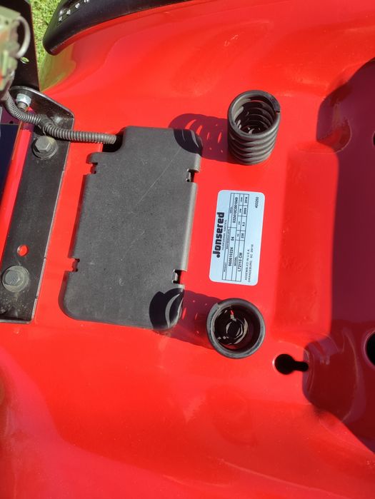 Traktorek kosiarka Jonsered LT2113 Husqvarna