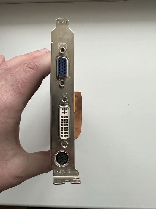 Gigabyte GV-NX76T128D-RH PCI-Ex