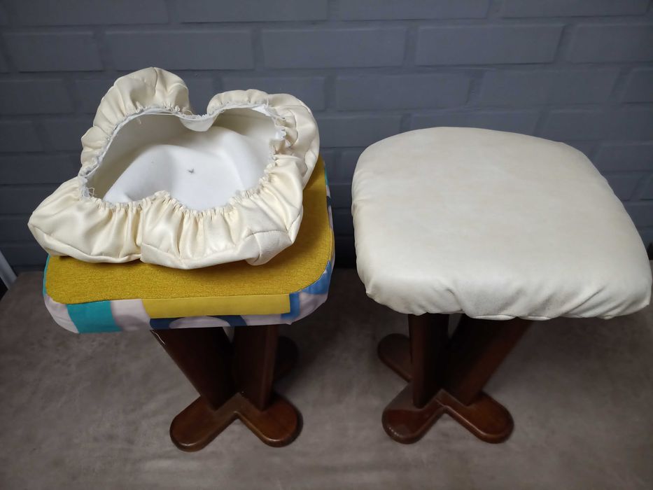 Табуретка стульчик 2 штуки с мягким сидением и дополнительным чехлом